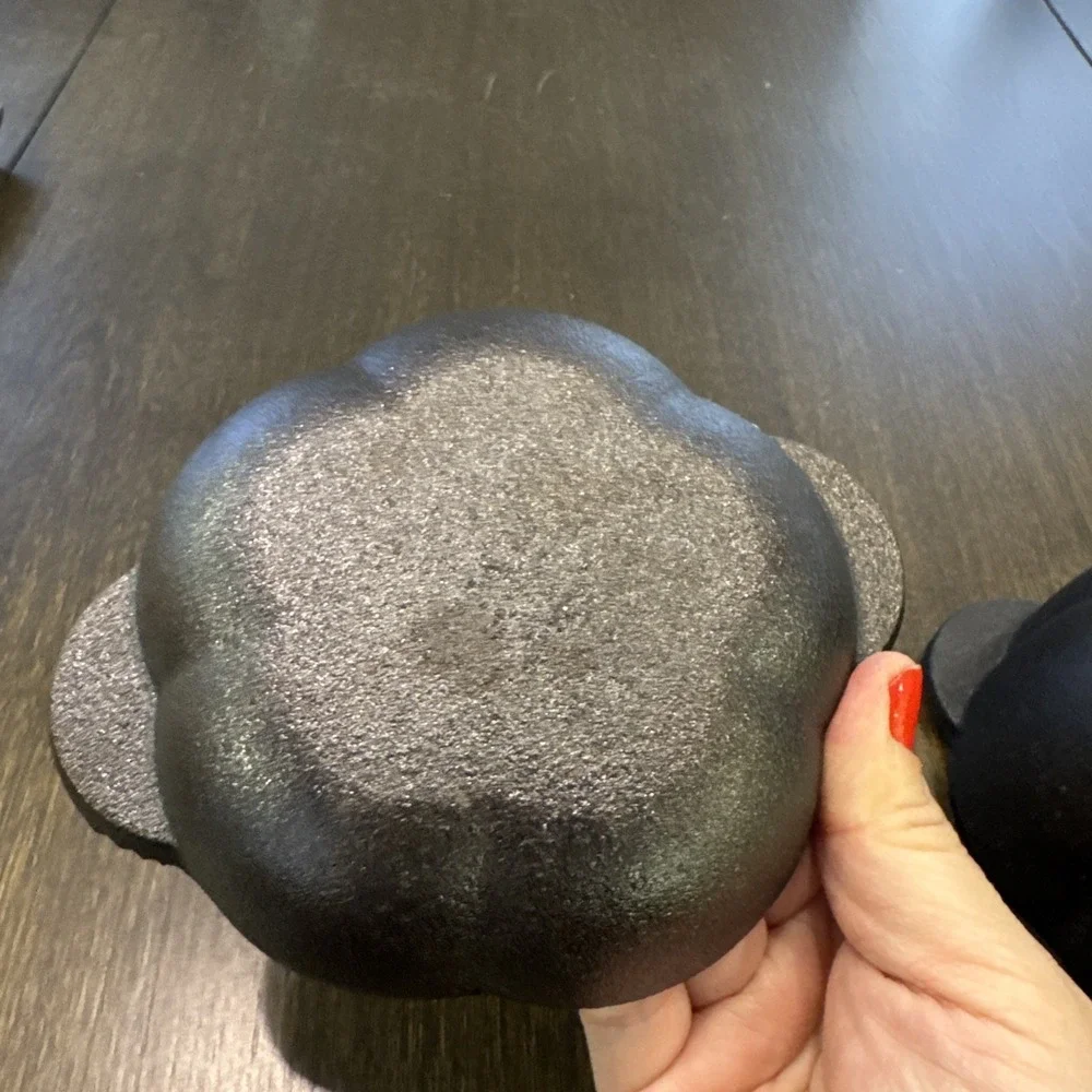Cast Iron Garlic Roaster‎ Black